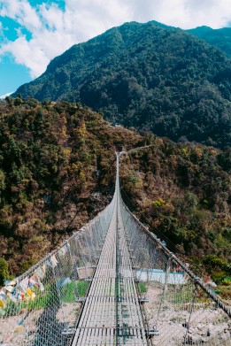 Trail Through Annapurna's Majestic Landscape